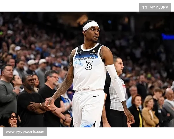 火箭锋线新星全面爆发攻防俱佳潜力惊人引多支球队球探密切关注